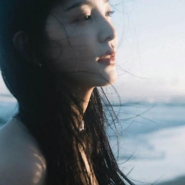 当然是选择原谅她